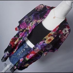 LAST CHANCE ‼️Kimono shawl by L.A Hearts